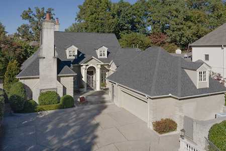 343 N River Oaks Rd Memphis, TN 38120