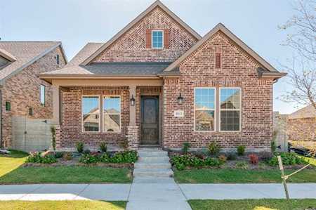 813 Lamp Post Lane Argyle, TX 76226