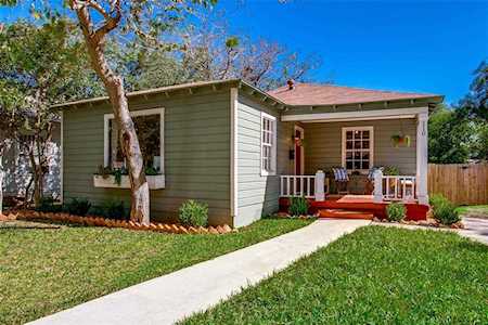 110 S Clinton Avenue Dallas, TX 75208