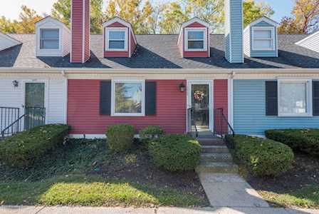 10759 Colonial Woods Ct Louisville, KY 40223