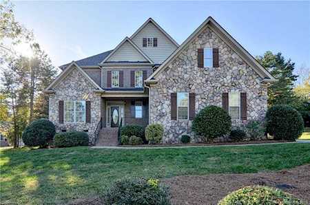 120 Elizabeth Brook Dr Davidson, NC 28036