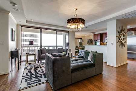 5909 Luther Lane #1800 Dallas, TX 75225