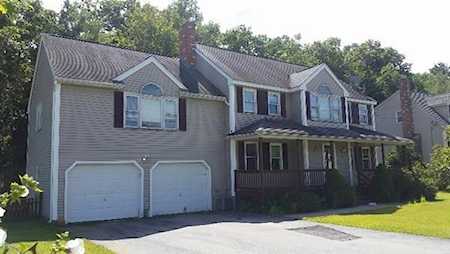 10 Lt William S Haynes Dr Millbury, MA 01527