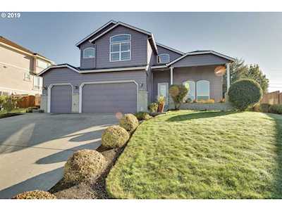 5945 SE Equestrian Dr Portland, OR 97236