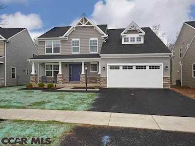 1734 Woodledge Drive State College, PA 16803