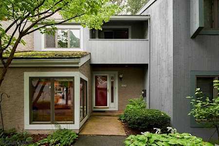 1642 Woodledge Circle State College, PA 16803