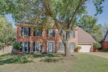 1836 Saxony Cv Memphis, TN 38016