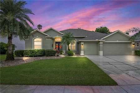806 Shallow Brook Avenue Winter Springs, FL 32708