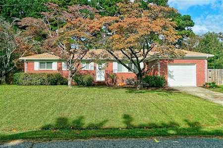 2228 Poplar Point Rd Virginia Beach, VA 23454