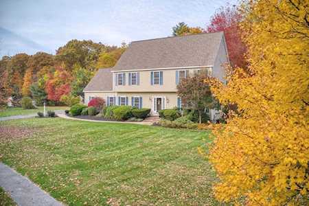 14 Rocky Woods Rd Hopkinton, MA 01748