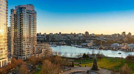 1495 Richards Street #1102 Vancouver, BC V6Z 3E3