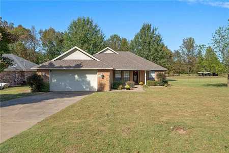 1504 E Main ST Lavaca, AR 72941