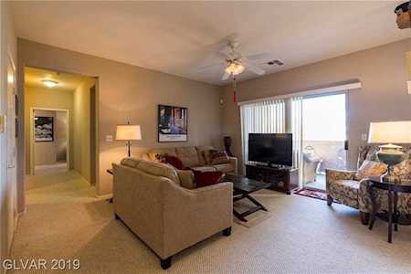 901 Duckhorn Ct #105 Las Vegas, NV 89144