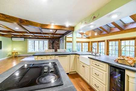 263 Raleigh Tavern Lane North Andover, MA 01845