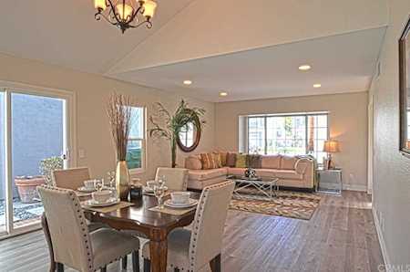 21911 Birchwood Mission Viejo, CA 92692
