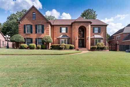 3344 E Shea Oaks Cv Collierville, TN 38017