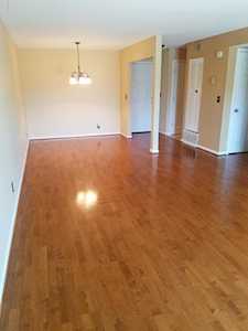 809 La Fontenay Ct Louisville, KY 40023