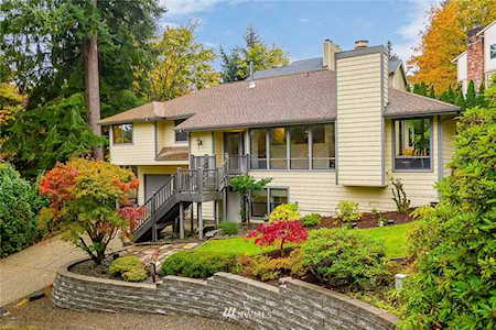 4509 145th Place SE Bellevue, WA 98006
