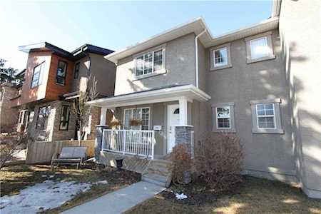 2003 32 Street SW Calgary, AB T3E 2R2