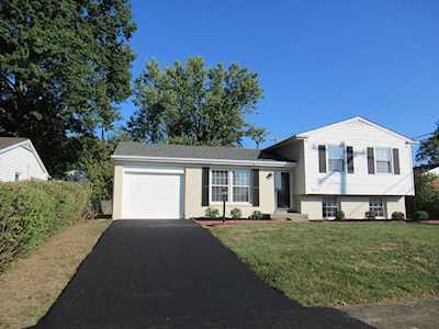 9221 Aylesbury Dr Louisville, KY 40242