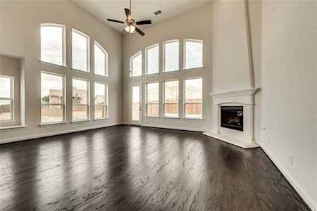 5936 Augustine Road Mckinney, TX 75071