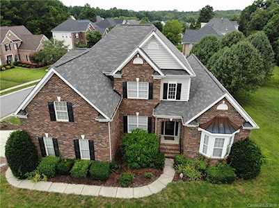 7625 Birchwalk Dr Huntersville, NC 28078