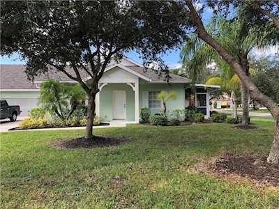 Heritage Lake Park Condos and Villas for Sale - Punta Gorda FL