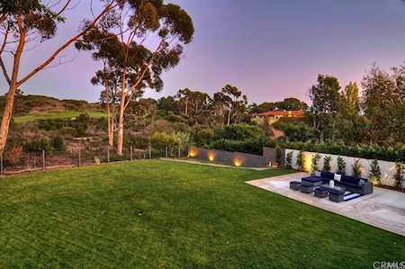 552 Seaward Road Corona Del Mar, CA 92625