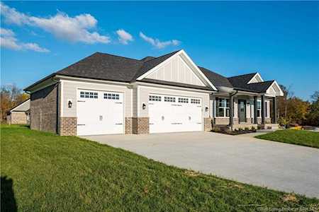 8816 Chestnut Hill Court Charlestown, IN 47111
