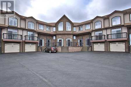 28 Lions Crescent Conception Bay South, NL A1W4M2