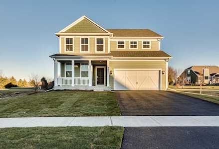 1191 Mariemont Rd Sugar Grove, IL 60554