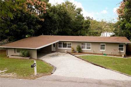 1116 E Lakeview Circle Altamonte Springs, FL 32714
