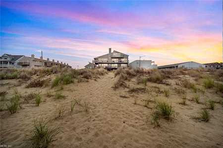 1040 E Ocean View Ave #4 Norfolk, VA 23503