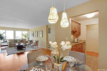 95 Red Rock Way San Francisco, CA 94131