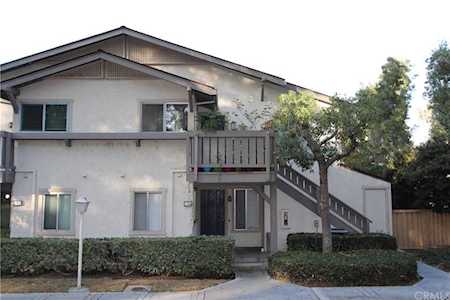 154 Clearbrook #24 Irvine, CA 92614