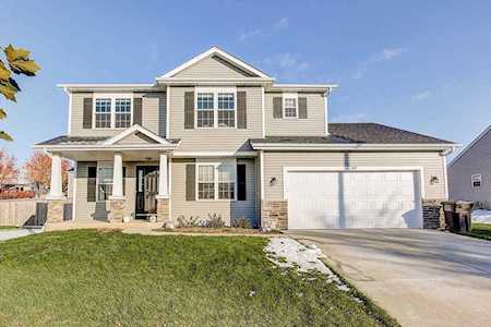 322 Oakbrook Dr Lake Mills, WI 53551