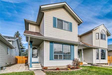 88 Erin Road SE Calgary, AB T2B 3H3