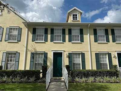 8533 Saratoga Inlet Drive Orlando, FL 32829