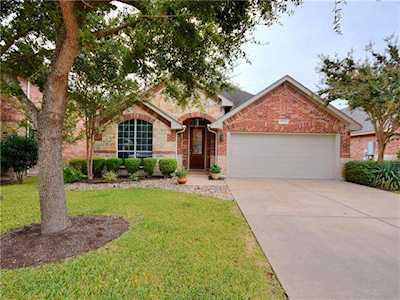 2912 Plantation Dr Round Rock, TX 78681