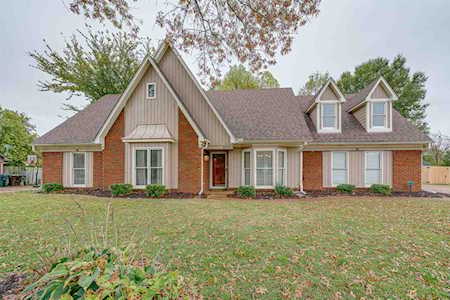 8853 Seth Cv Bartlett, TN 38133