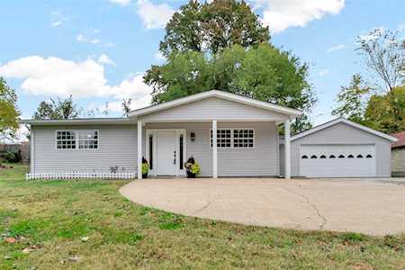 10625 Thorpe Ave St Louis, MO 63114