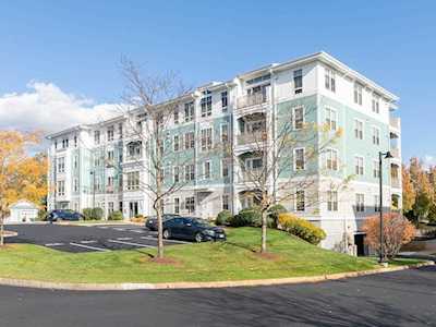 5 Repton Circle #5315 Watertown, MA 02472