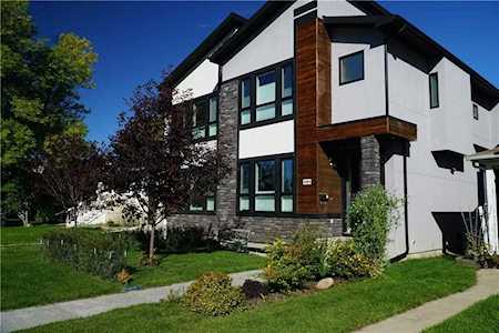 1426A 18 Avenue NW Calgary, AB T2M 0W6