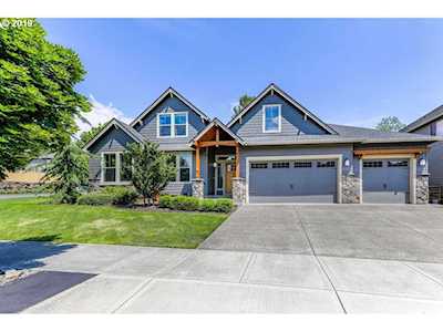 4554 NW Fremont St Camas, WA 98607