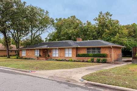 532 W Five Mile Parkway Dallas, TX 75224