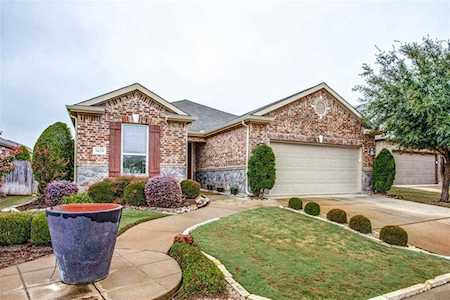 5629 Ridge Lake Drive Fort Worth, TX 76244