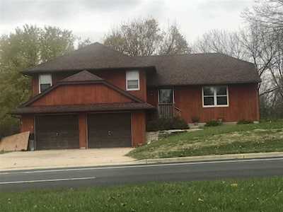 4565 Sprecher Rd Blooming Grove, WI 53718