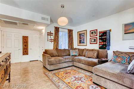 6868 Sky Pointe Dr #1074 Las Vegas, NV 89131
