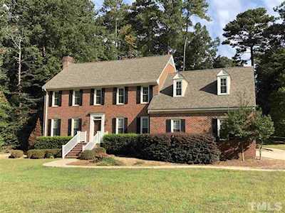 106 Lochinvar Court Cary, NC 27511