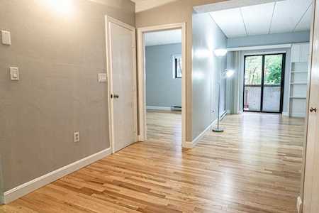 137 Franklin St #103 Stoneham, MA 02180